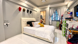 Blk 323 Woodlands Street 32 (Woodlands), HDB Executive #638332211